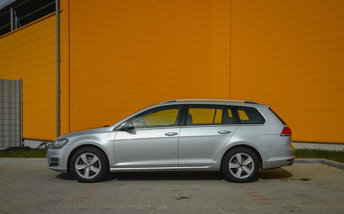 Volkswagen Golf cena 44900 przebieg: 220981, rok produkcji 2016 z Wrocław małe 667